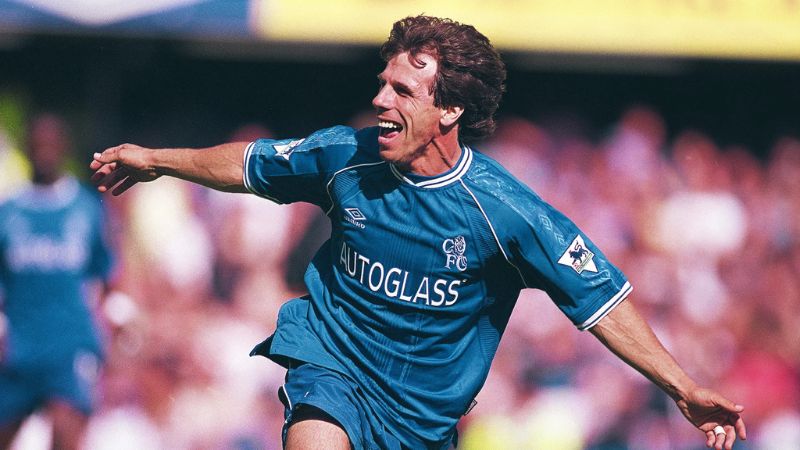 Gianfranco Zola tiền đạo xuất sắc Chelsea